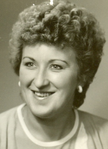 ELŻBIETA CIEŚLAK
