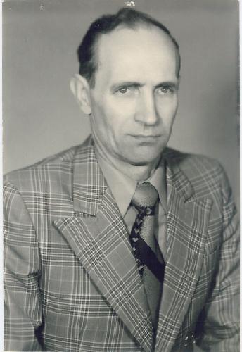 CZESŁAW ROŹNIATA