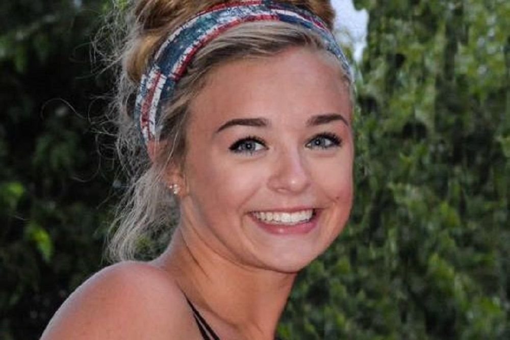 Emma Walker - cheerleaderka zastrzelona przez okno własnego pokoju